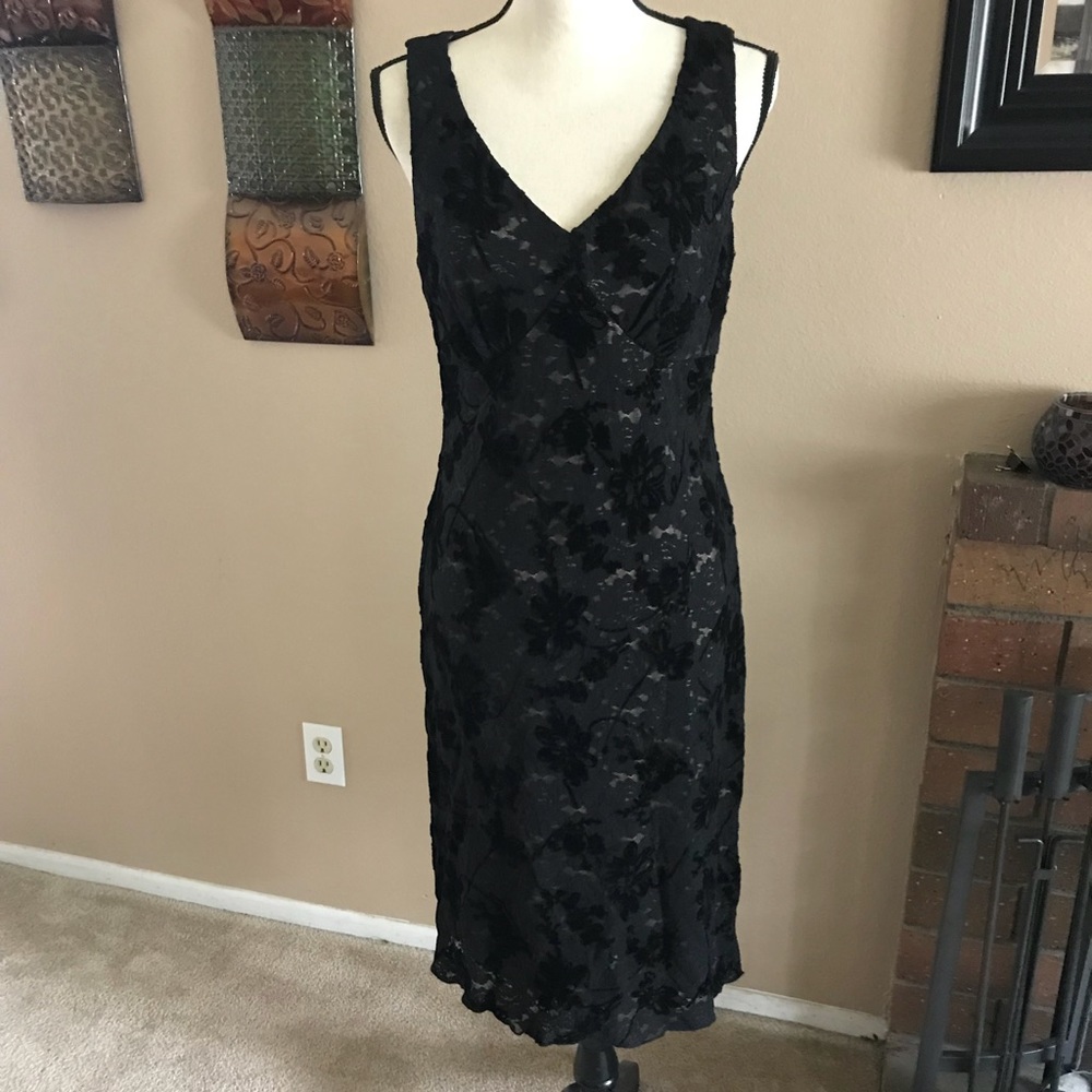 Black lacey dress
